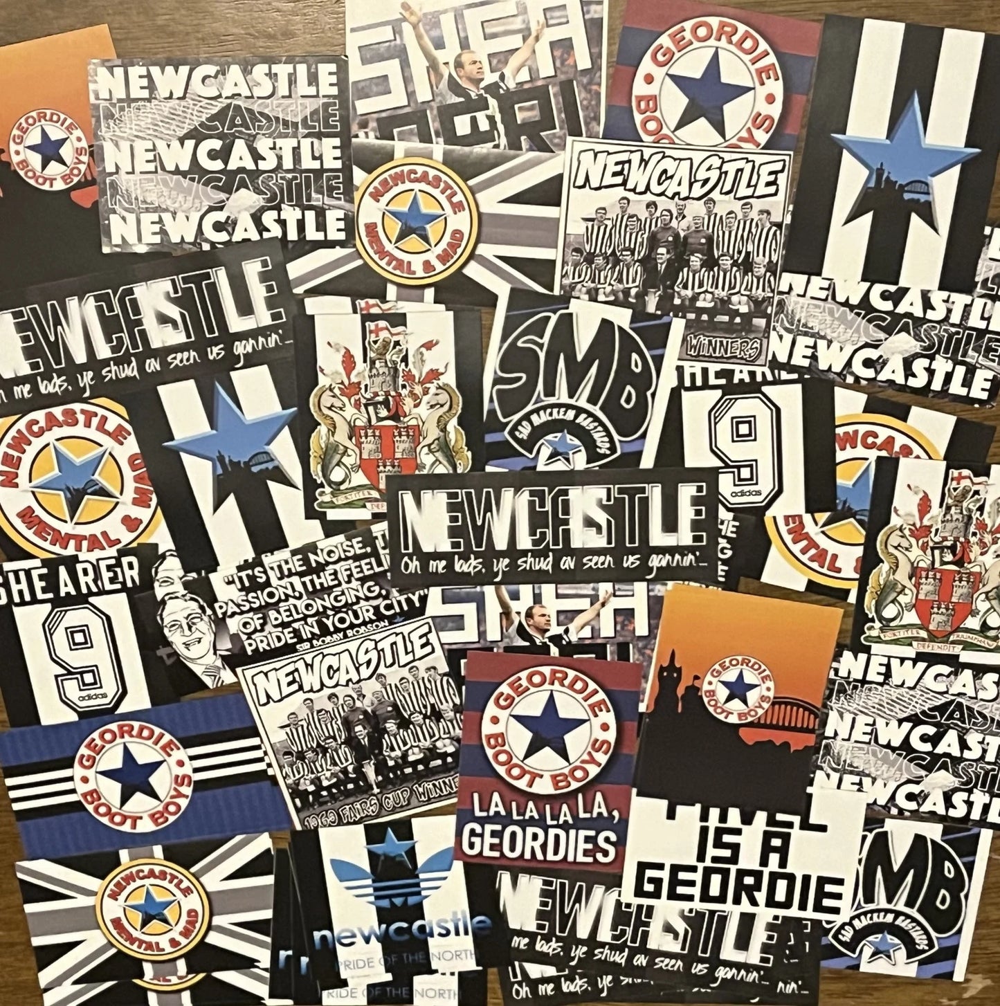 100 x Newcastle United Stickers - Elite Fan